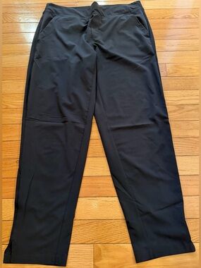 Athleta Black Mid Rise Brooklyn Pull-on Athletic Ankle Pants Women’s 8
